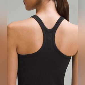 Lululemon Ebb to Street Tank Top "Light Support, B/C Cup in Black